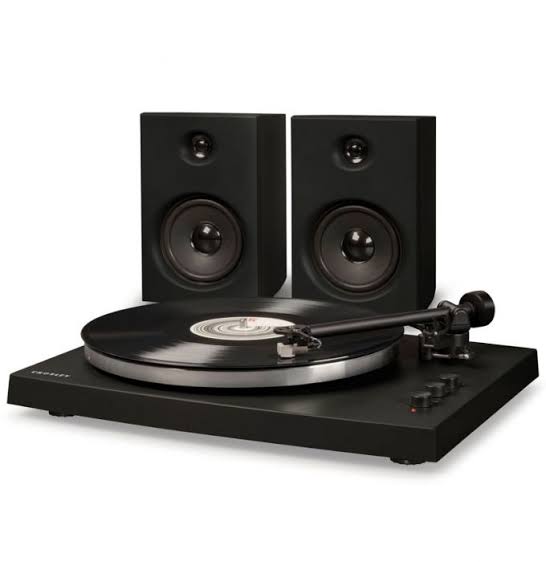 Unleashing the Sound | Turntable and Speaker system